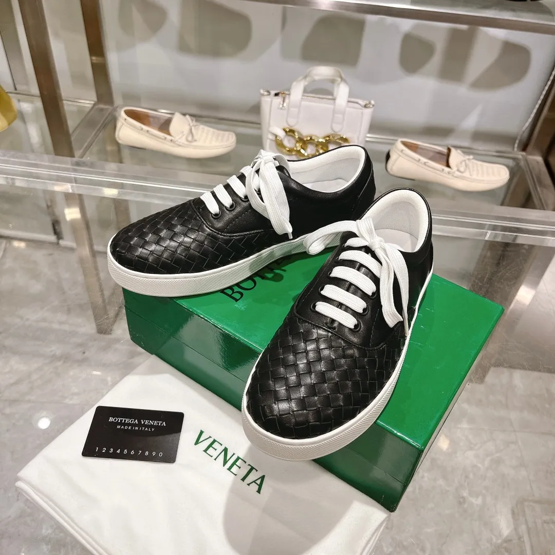[BV] Top P: 740💰Size for couples: 35-44 (Female 40, Male 38 45, custom-made and non-returnable) Bottega Veneta classic woven strap casual shoes are made of imported high-quality materials, [Rose][Rose]! Purely hand-woven and operated, the original board is reproduced one-to-one! quality assurance!